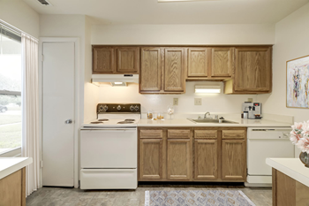 Fully-equipped kitchens